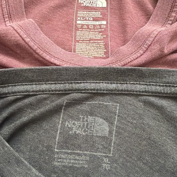 The North Face T-Shirts Mens XL Lot of 2 Gray & Red Short Sleeves Logo Casual - Picture 3 of 9
